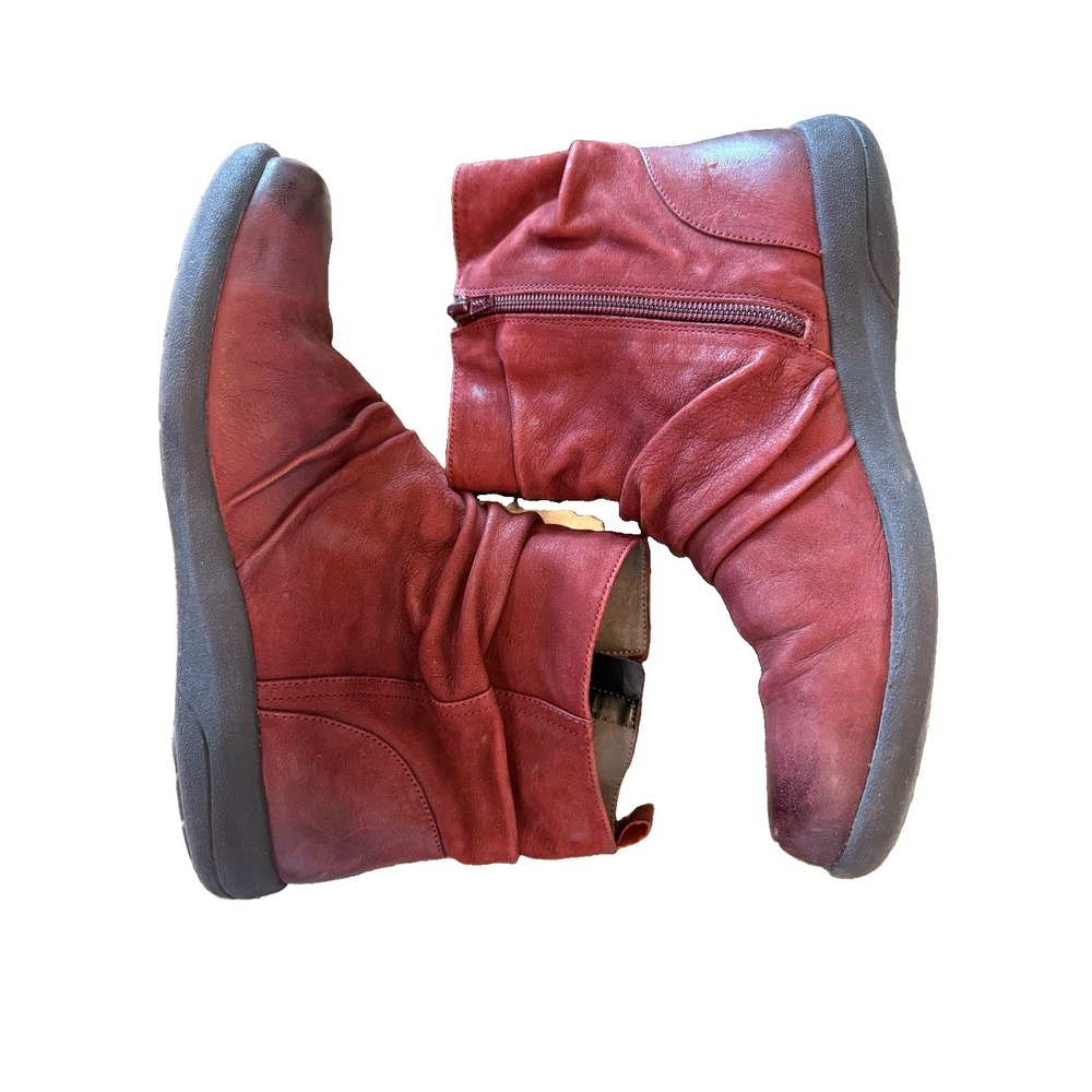 Abeo Boots Women's Sz 8 Red Leather Side Zip Up Slouch Exeter Ankle Booties